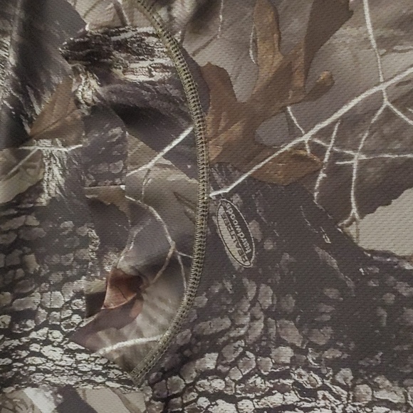 Realtree Hardwoods Outfitters Ridge Hunting Gear. Long Sleeve Hunting Shirt. XL. - Picture 11 of 12